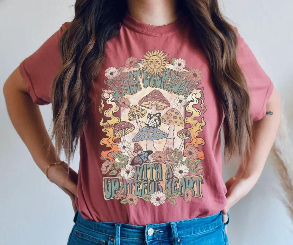 Grateful Heart Hippie | Comfort Colors Tee