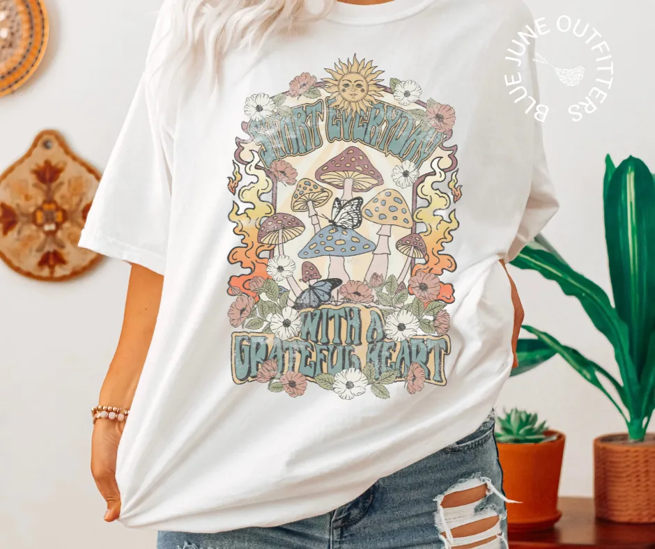Grateful Heart Hippie | Comfort Colors Tee