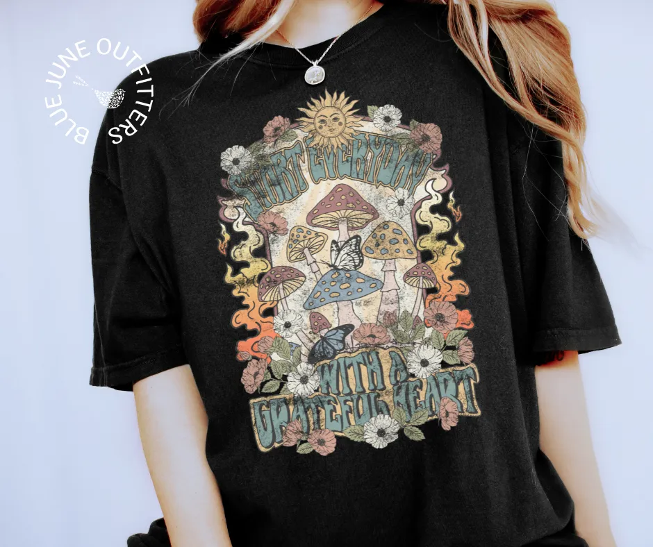 Grateful Heart Hippie | Comfort Colors Tee