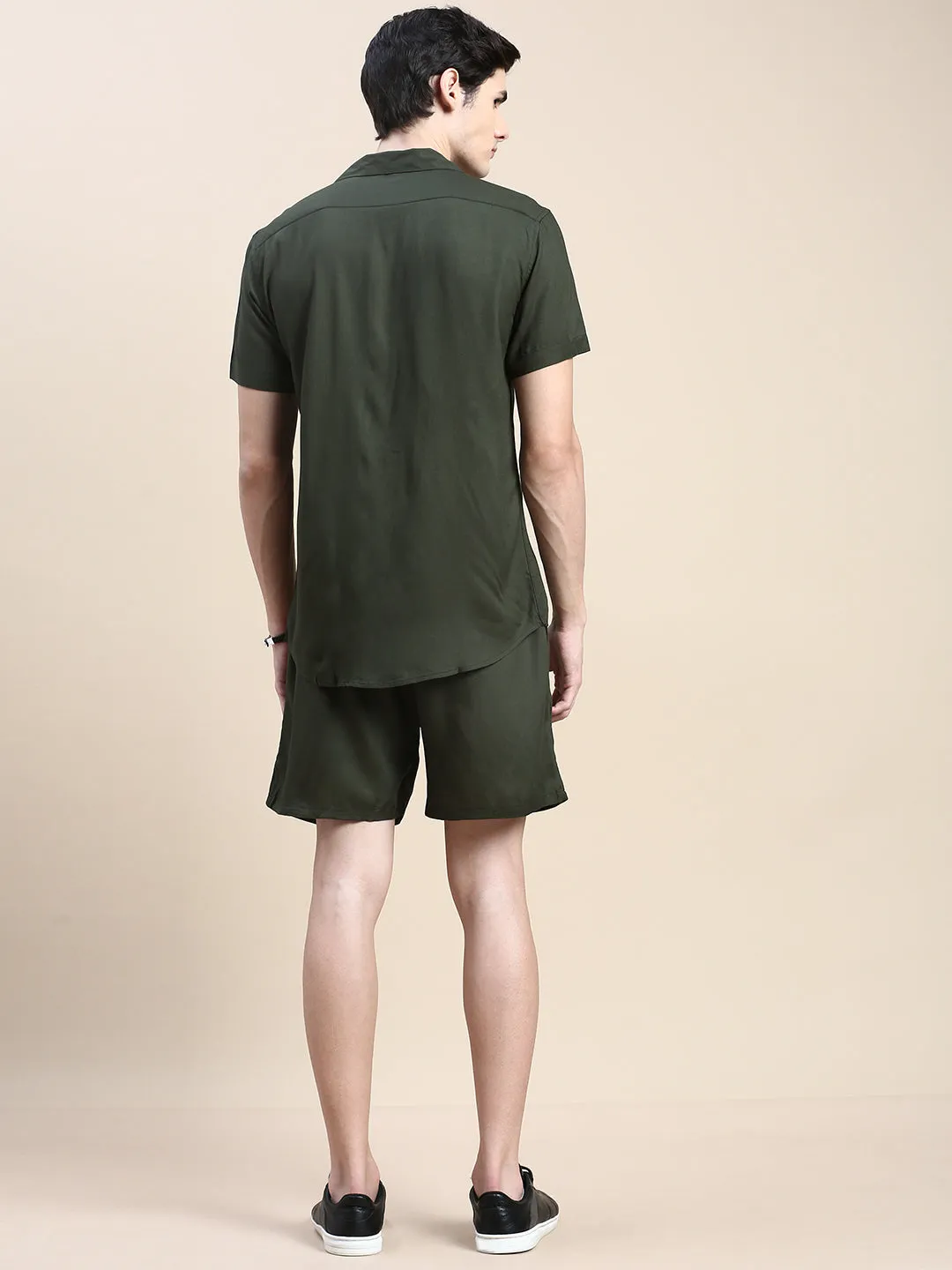 Men Green Shirt Collar Slim Fit Co-Ords Set