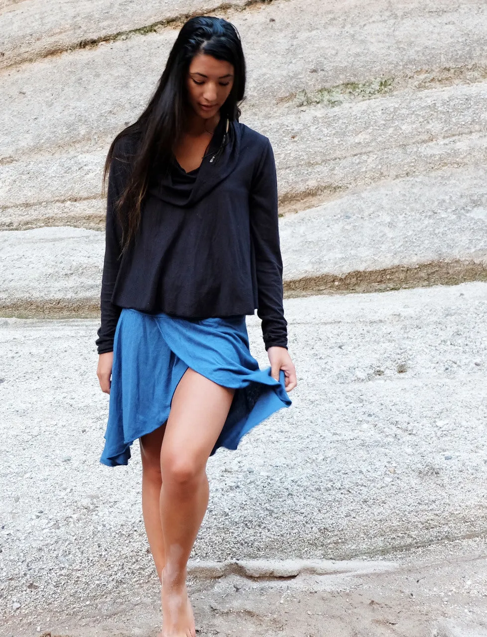 Petal Front Short Skirt