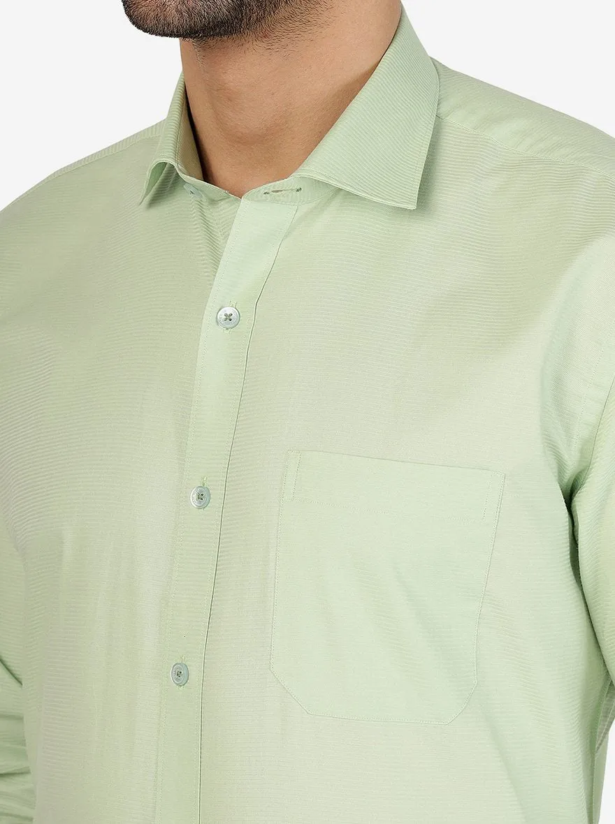 Pista Green Solid Regular Fit Formal Shirt | JadeBlue