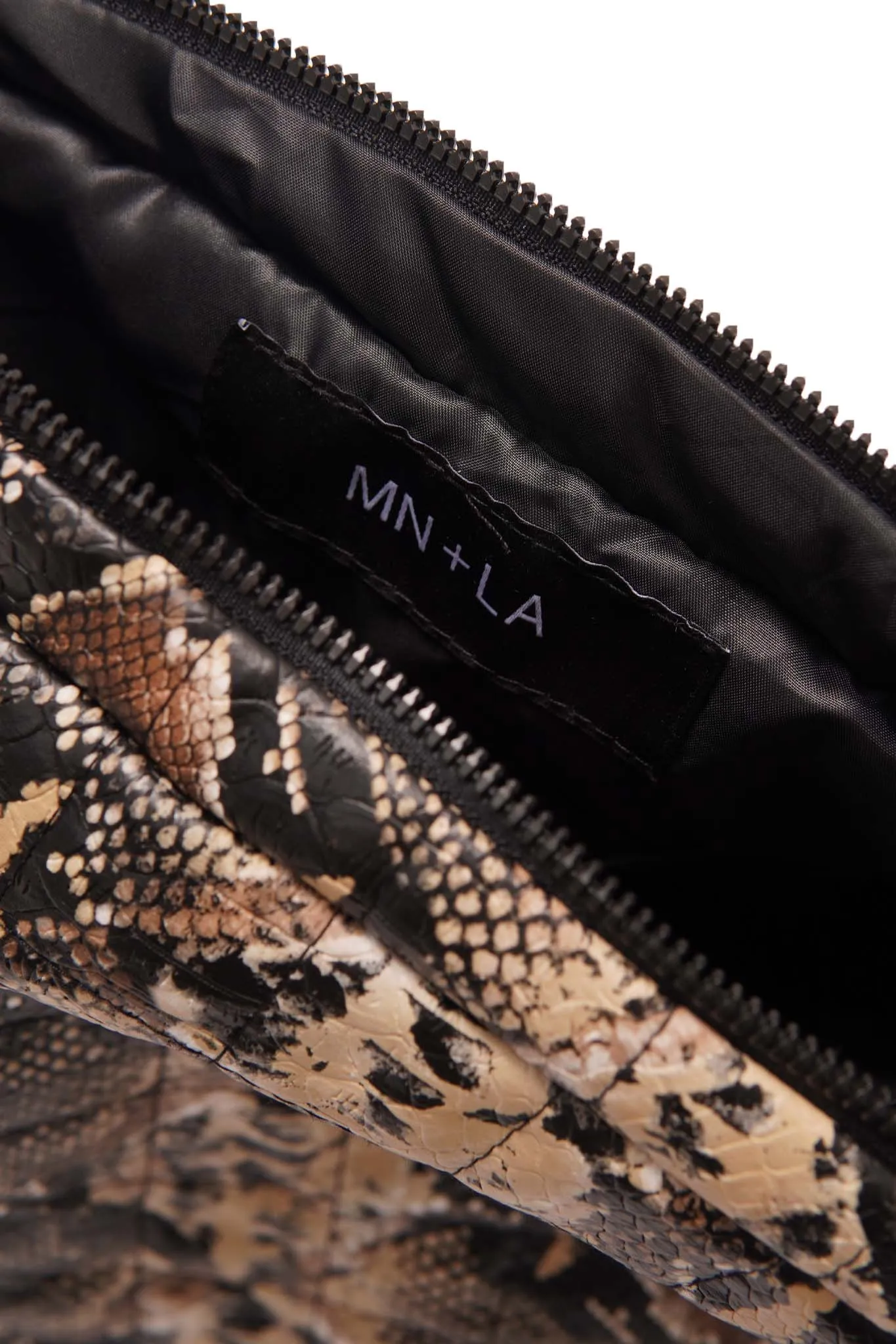 "FLOW" CROSS BAG IN PYTHON