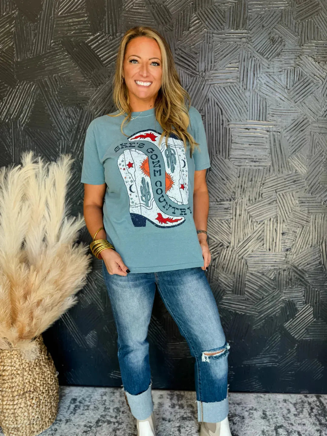 She’s gone country tee