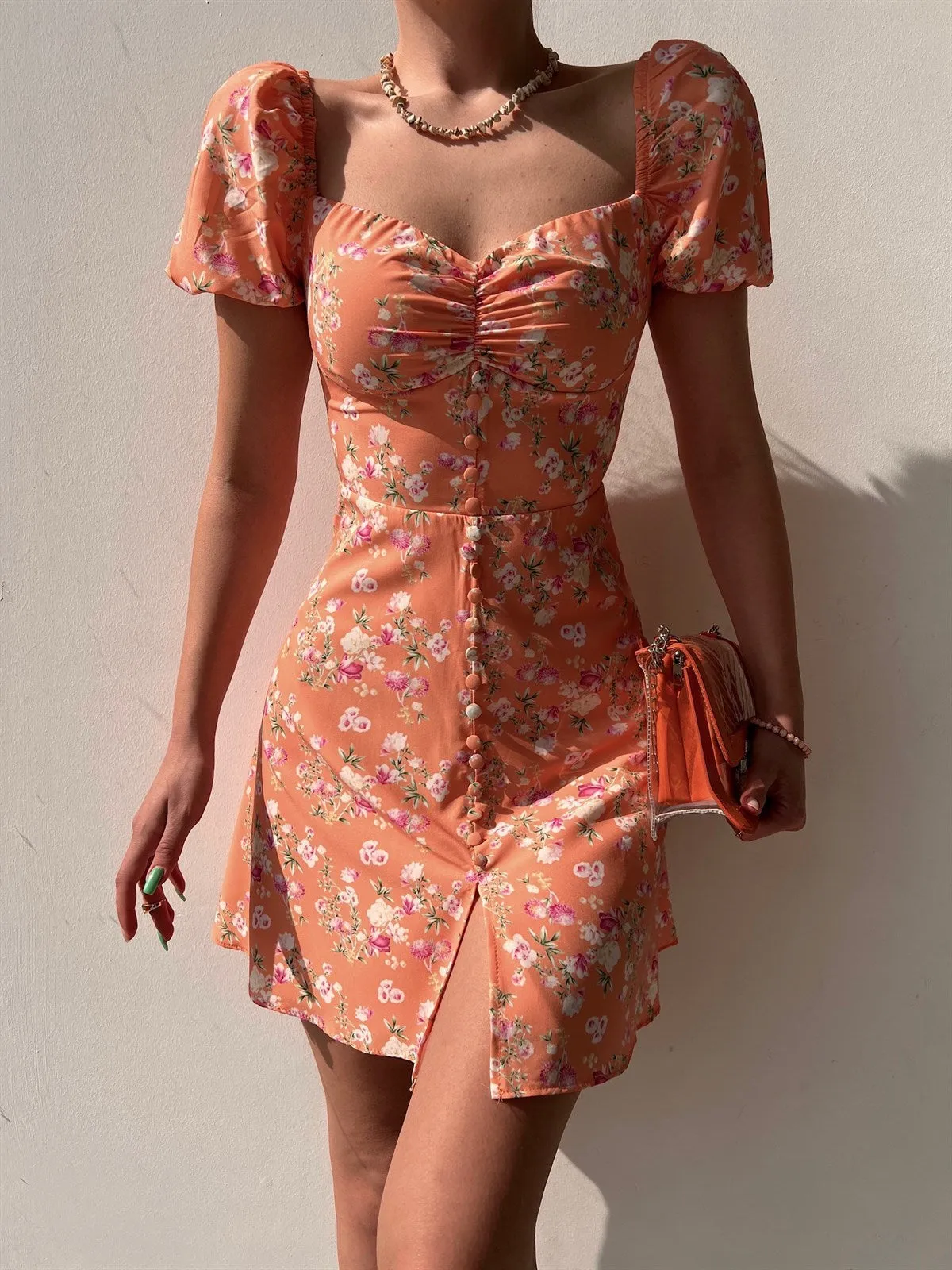 Summer Fashion Bubble Sleeve Floral V-neck Dress