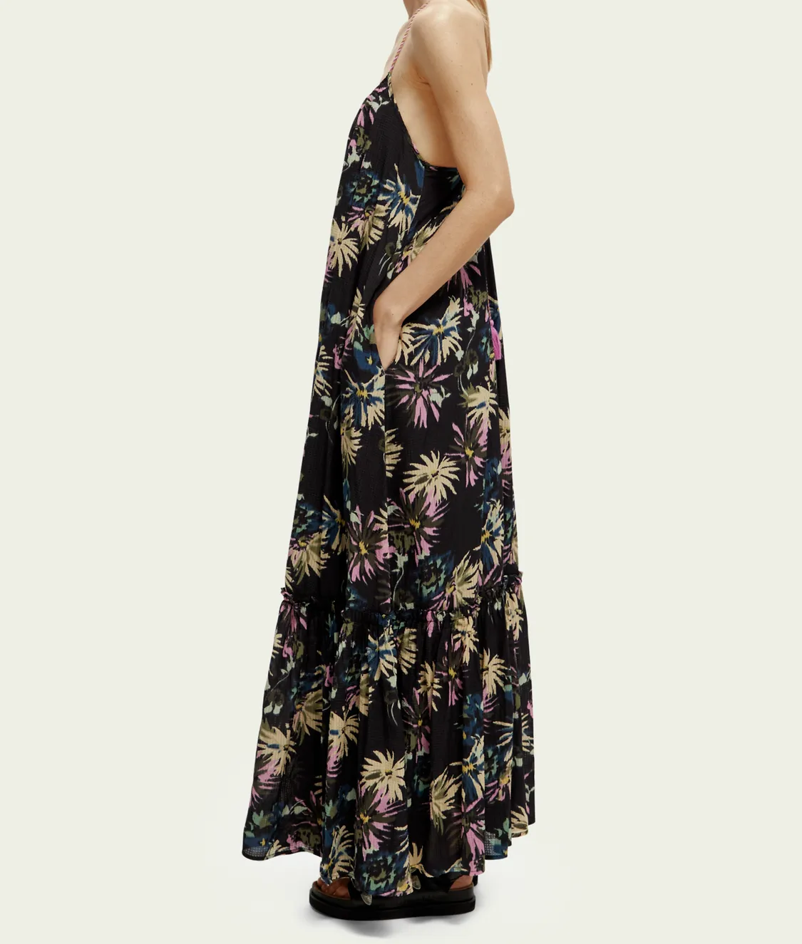 Tiered Strap Maxi Dress (Aster Black)