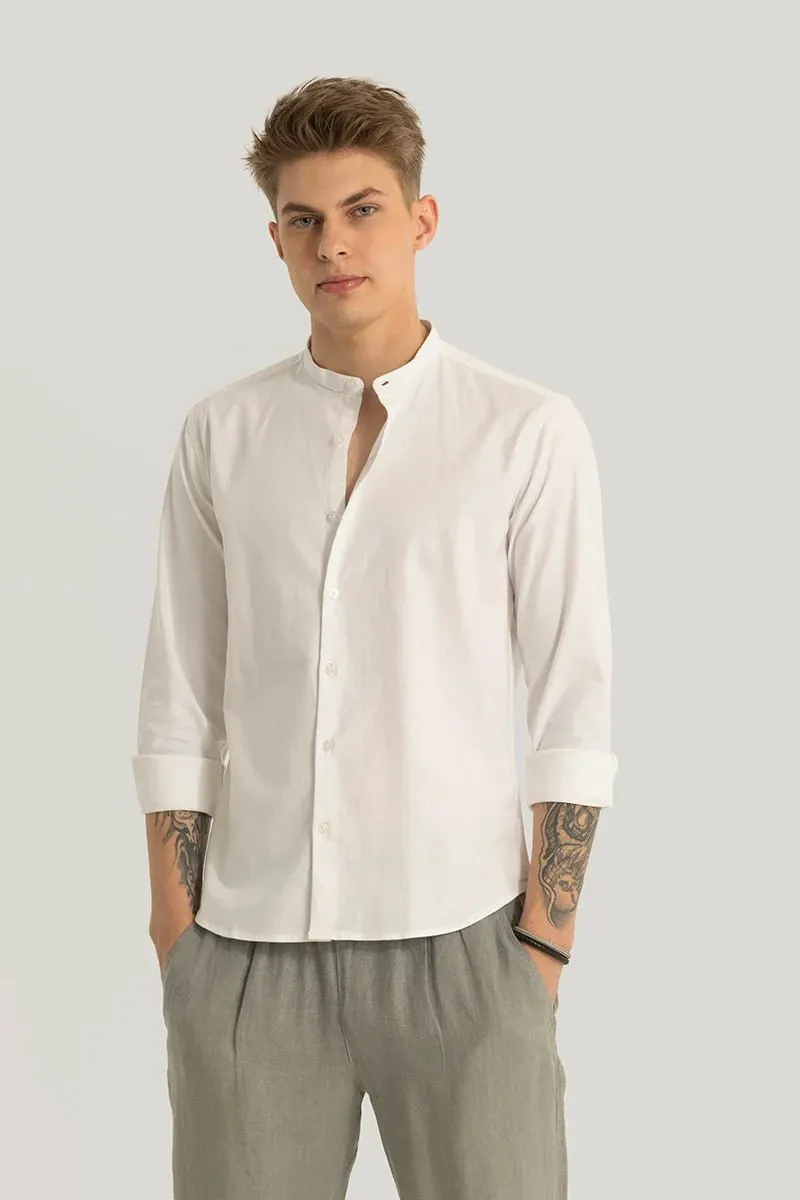 WHITE MENS SOLID SLIM FIT COLLAR CASUAL SHIRT